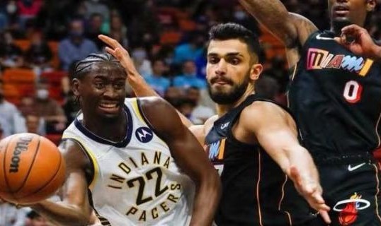 体育直播-阵容齐整惨败残阵热火 步行者还不重建更待何时？