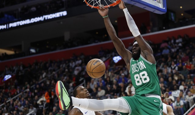 5帽！杰伦·布朗：护筐方面我们很依赖科塔 希望他继续保持这表现