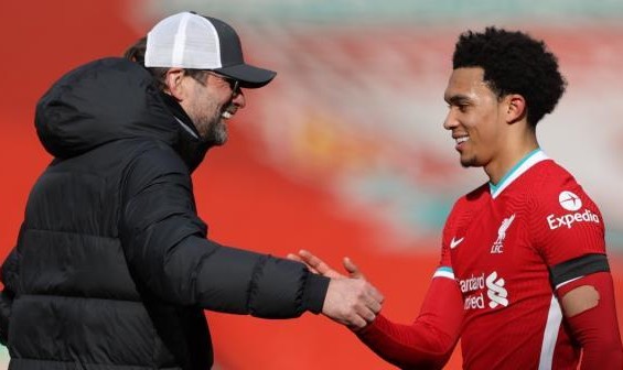 官方网站-克洛普：胜利意义重大 不理解VAR越位判罚