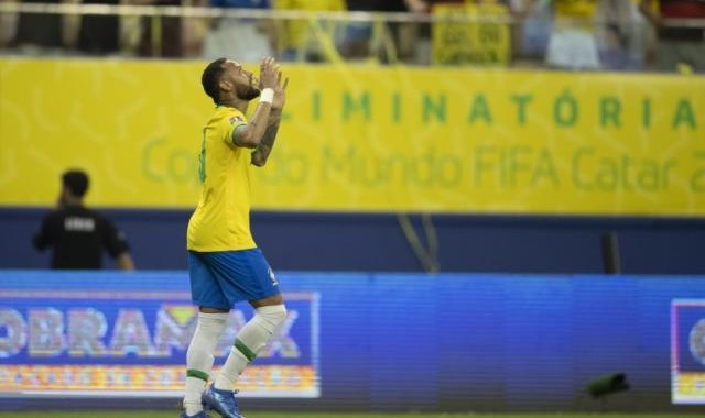 体育平台-内马尔依赖症犹在 他比梅罗更好 巴西队能靠他吗？