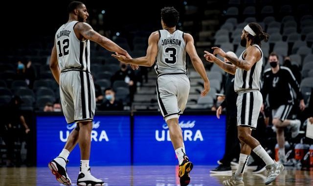 开云平台-力斩洛城双雄还能赢绿军 马刺永远不能被忽视