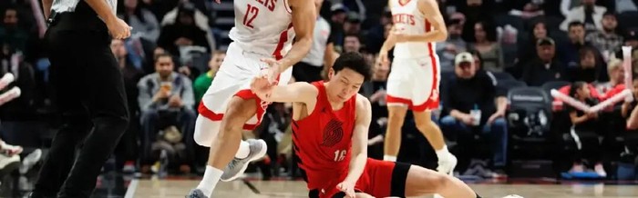 体育娱乐-如果NBA只剩下最后一个传统中锋|亚当斯|史蒂文-亚当斯|锡安-威廉姆森|俄克拉荷马雷霆队|泰-吉布森_新浪体育_新浪新闻