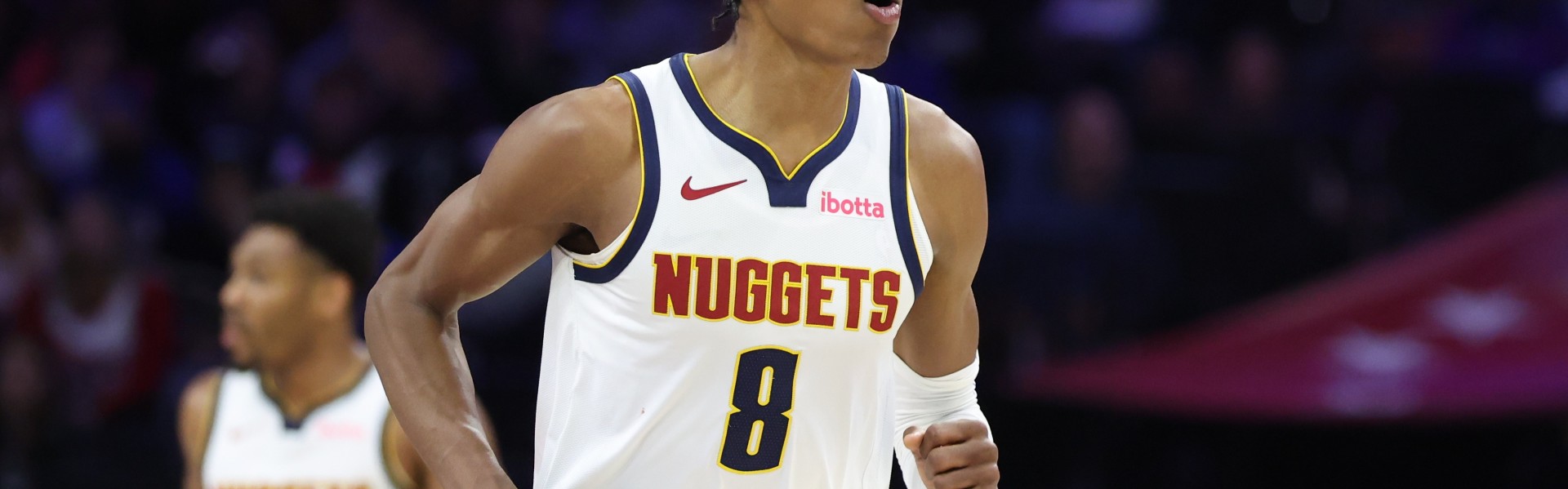 周最佳的实力！沃特森16中11高效砍下31分7板5助2断1帽