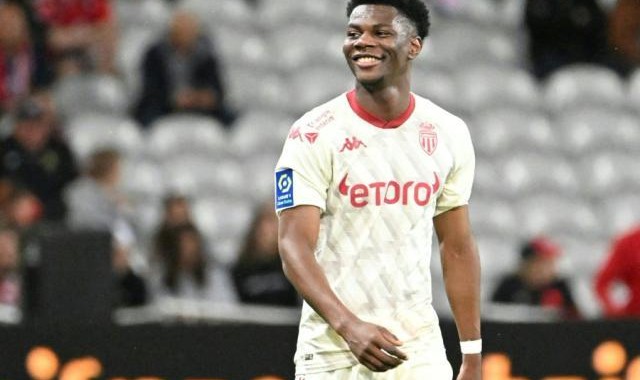 开云官方-【观察】8连胜垂直起飞 摩纳哥换对主帅成功自救