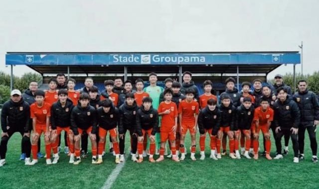 在线体育-U14选拔队赴法国拉练 取胜第戎梯队战平巴黎U14队